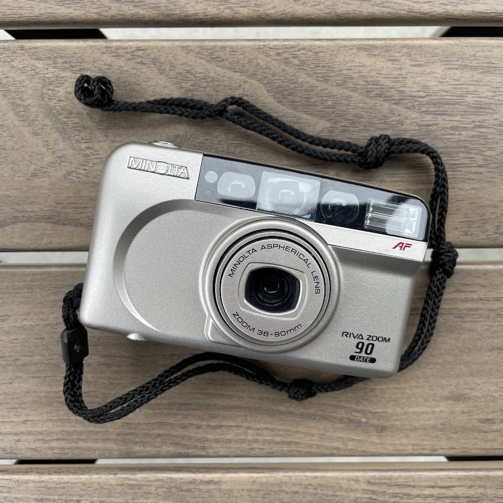 Minolta Riva Zoom 90 Date - Vintage 35mm film camera
